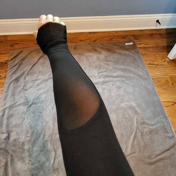 Rachel Roy Top Womens Size XS Black - Picture 7 of 7